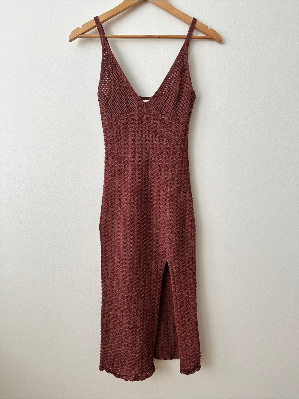 Aritzia Wilfred Crochet Evie Midi Dress